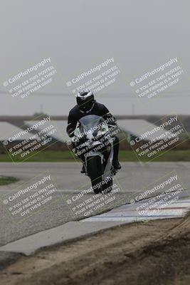 media/Nov-29-2025-TrackDaz (Sat) [[10ae2d9bce]]/C Group/Session 4 (Wheelie Bump)/